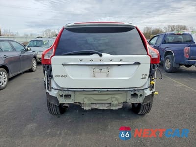 Zdjęcie 6 z 13 samochodu: 2017 VOLVO XC60 T5 INSCRIPTION VIN:YV440MRUXH2156350 - miniatura