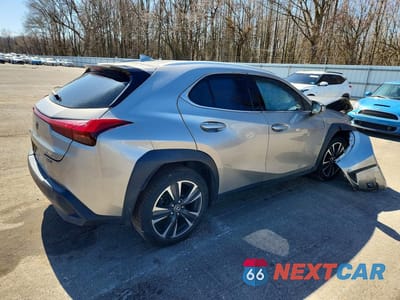 Trzecie zdjęcie samochodu z tyłu: 2020 LEXUS UX 200 BASE VIN:JTHX3JBH1L2029609 - miniatura