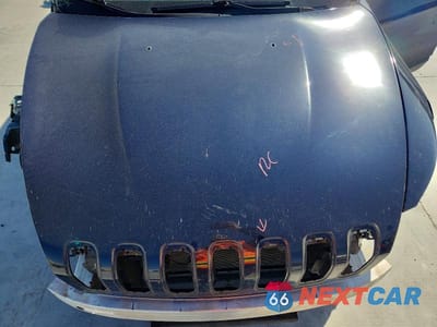 Zdjęcie 12 z 14 samochodu: 2016 JEEP CHEROKEE LATITUDE VIN:1C4PJLCB3GW324691 - miniatura