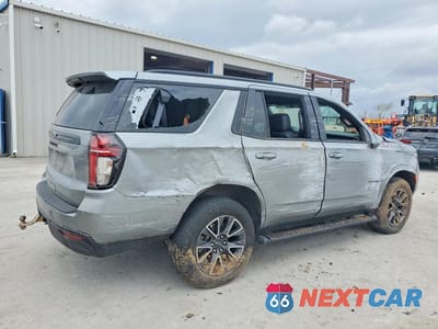 Trzecie zdjęcie samochodu z tyłu: 2023 CHEVROLET TAHOE K1500 Z71 VIN:1GNSKPKD3PR511839 - miniatura