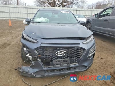 Piąte zdjęcie samochodu w środku: 2019 HYUNDAI KONA SE VIN:KM8K1CAAXKU302840 - miniatura