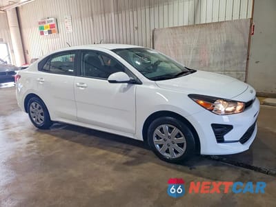 Czwarte zdjęcie samochodu z boku: 2023 KIA RIO LX VIN:3KPA24AD9PE596573 - miniatura