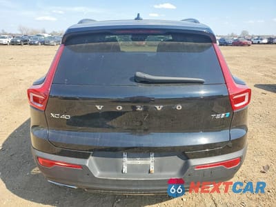 Zdjęcie 6 z 12 samochodu: 2019 VOLVO XC40 T5 R-DESIGN VIN:YV4162UM2K2085570 - miniatura