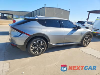 Trzecie zdjęcie samochodu z tyłu: 2024 KIA EV6 WIND VIN:KNDC34LA6R5193738 - miniatura