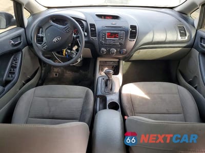 Zdjęcie 8 z 11 samochodu: 2014 KIA FORTE LX VIN:KNAFX4A6XE5088336 - miniatura