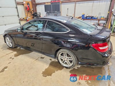 Drugie zdjęcie samochodu z przodu: 2012 MERCEDES-BENZ C 250 VIN:WDDGJ4HBXCF803690 - miniatura