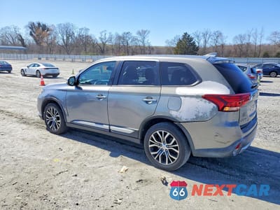 Drugie zdjęcie samochodu z przodu: 2018 MITSUBISHI OUTLANDER SE VIN:JA4AD3A3XJZ016300 - miniatura