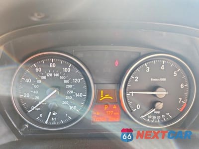 Zdjęcie 9 z 11 samochodu: 2013 BMW X1 XDRIVE28I VIN:WBAVL1C58DVR91884 - miniatura