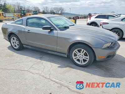 Czwarte zdjęcie samochodu z boku: 2010 FORD MUSTANG VIN:1ZVBP8AN8A5155054 - miniatura