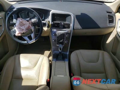 Zdjęcie 8 z 12 samochodu: 2015 VOLVO XC60 T6 PREMIER VIN:YV4902RB3F2620889 - miniatura