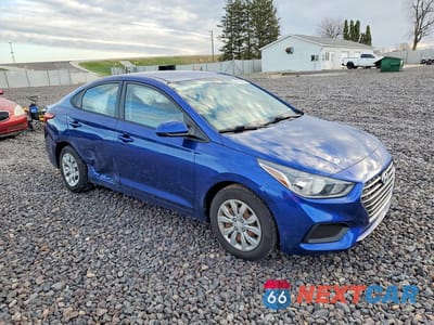 Czwarte zdjęcie samochodu z boku: 2019 HYUNDAI ACCENT SE VIN:3KPC24A31KE082077 - miniatura