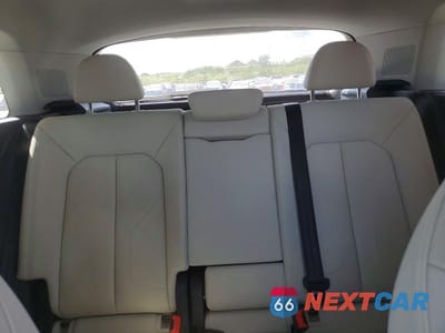 Zdjęcie 10 z 12 samochodu: 2020 AUDI Q3 PREMIUM VIN:WA1AECF35L1101861 - miniatura