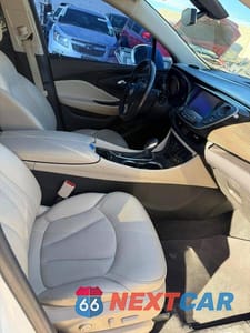 Piąte zdjęcie samochodu w środku: 2020 BUICK ENVISION VIN:LRBFXASA8LD225540 - miniatura