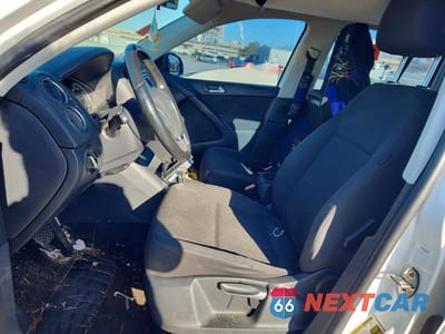 Zdjęcie 7 z 13 samochodu: 2015 VOLKSWAGEN TIGUAN S VIN:WVGAV7AX3FW542995 - miniatura