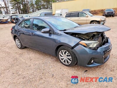 Czwarte zdjęcie samochodu z boku: 2014 TOYOTA COROLLA S VIN:5YFBURHE2EP029790 - miniatura