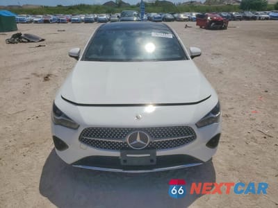 Piąte zdjęcie samochodu w środku: 2025 MERCEDES-BENZ CLA 250 VIN:W1K5J4GB9SN552917 - miniatura