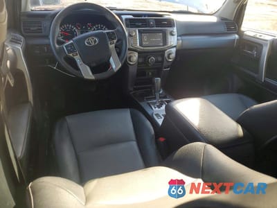 Zdjęcie 8 z 12 samochodu: 2017 TOYOTA 4RUNNER SR5 PREMIUM VIN:JTEBU5JR7H5448981 - miniatura