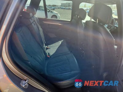 Zdjęcie 10 z 11 samochodu: 2018 BMW X5 SDRIVE35I VIN:5UXKR2C59J0Z15477 - miniatura