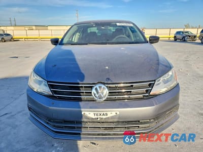 Piąte zdjęcie samochodu w środku: 2015 VOLKSWAGEN JETTA TDI VIN:3VWLA7AJ1FM421089 - miniatura