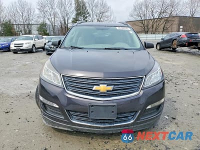 Piąte zdjęcie samochodu w środku: 2014 CHEVROLET TRAVERSE LS VIN:1GNKRFKDXEJ146612 - miniatura