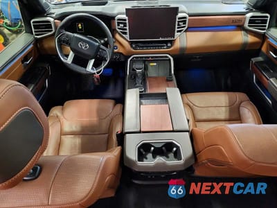 Zdjęcie 8 z 12 samochodu: 2024 TOYOTA TUNDRA 1794 EDITION VIN:5TFMA5EC2RX023038 - miniatura