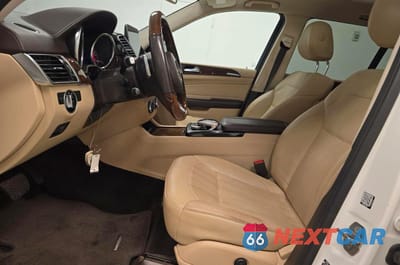 Zdjęcie 12 z 15 samochodu: 2018 MERCEDES-BENZ GLS 450 4MATIC VIN:4JGDF6EEXJB090833 - miniatura