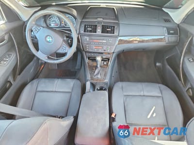 Zdjęcie 8 z 14 samochodu: 2007 BMW X3 3.0SI VIN:WBXPC93427WF18925 - miniatura