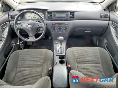 Zdjęcie 8 z 12 samochodu: 2006 TOYOTA COROLLA S VIN:1NXBR32E06Z693089 - miniatura
