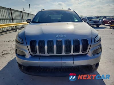 Piąte zdjęcie samochodu w środku: 2015 JEEP CHEROKEE LATITUDE VIN:1C4PJLCB3FW517938 - miniatura