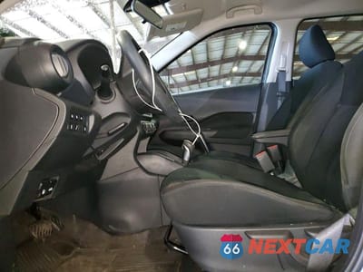 Zdjęcie 7 z 14 samochodu: 2024 NISSAN KICKS S VIN:3N1CP5BV3RL478902 - miniatura