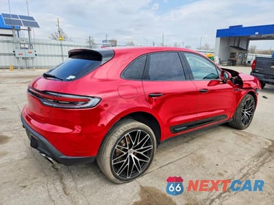 Trzecie zdjęcie samochodu z tyłu: 2023 PORSCHE MACAN S VIN:WP1AG2A50PLB40577 - miniatura