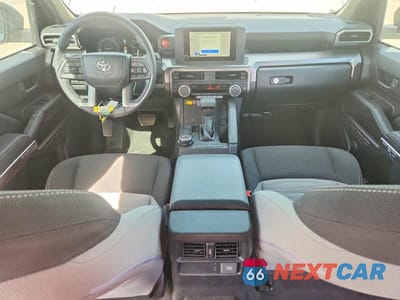 Zdjęcie 8 z 14 samochodu: 2025 TOYOTA 4RUNNER TRD OFF-ROAD HV VIN:JTEVB5BR1S5010031 - miniatura