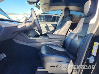Zdjęcie 7 z 12 samochodu: 2023 TESLA MODEL Y VIN:7SAYGDEE9PF856437 - miniatura