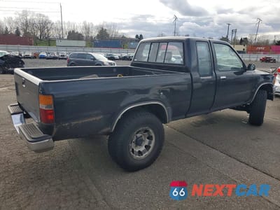 Trzecie zdjęcie samochodu z tyłu: 1993 TOYOTA PICKUP DELUXE V6 VIN:JT4VN13DXP5118338 - miniatura