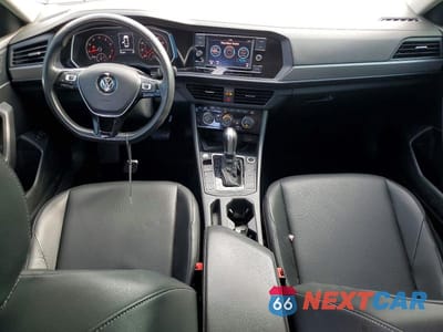 Zdjęcie 8 z 12 samochodu: 2019 VOLKSWAGEN JETTA S VIN:3VWCB7BU8KM132761 - miniatura