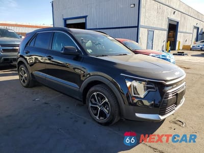 Czwarte zdjęcie samochodu z boku: 2024 KIA NIRO EX VIN:KNDCR3LE4R5135963 - miniatura
