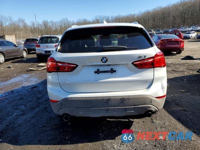 Zdjęcie 6 z 12 samochodu: 2018 BMW X1 XDRIVE28I VIN:WBXHT3C37J5K30028 - miniatura