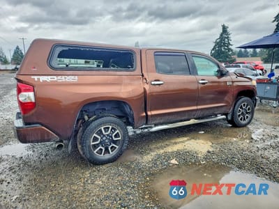 Trzecie zdjęcie samochodu z tyłu: 2016 TOYOTA TUNDRA 1794 EDITION VIN:5TFAY5F10GX532358 - miniatura