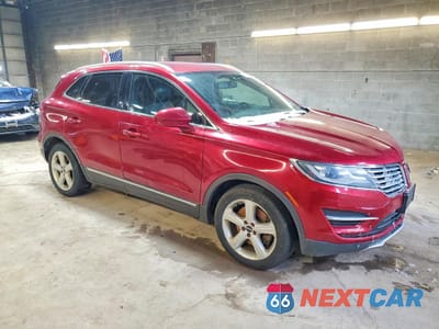Czwarte zdjęcie samochodu z boku: 2015 LINCOLN MKC VIN:5LMCJ2A96FUJ22441 - miniatura