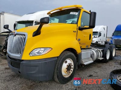 Drugie zdjęcie samochodu z przodu: 2019 INTERNATIONAL LT625 SEMI TRUCK VIN:3HCDZTZR8KL729432 - miniatura