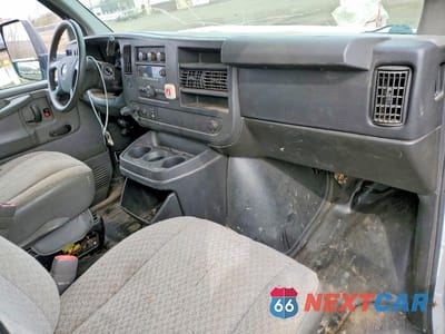Zdjęcie 8 z 14 samochodu: 2014 CHEVROLET EXPRESS G3500 VIN:1GB0G2CG8E1189244 - miniatura