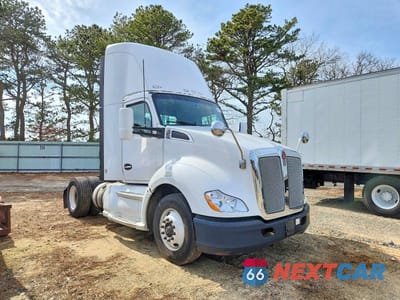 2014 KENWORTH T680 SEMI TRUCK 1XKYA48X4EJ403039 - główne zdjęcie licytacji z USA - miniatura