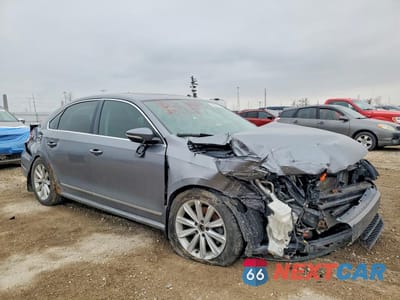 Czwarte zdjęcie samochodu z boku: 2012 VOLKSWAGEN PASSAT SEL VIN:1VWCP7A34CC079294 - miniatura