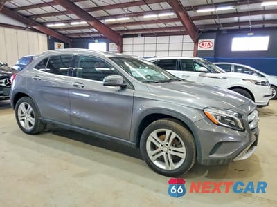 Czwarte zdjęcie samochodu z boku: 2015 MERCEDES-BENZ GLA 250 4MATIC VIN:WDCTG4GB2FJ090949 - miniatura