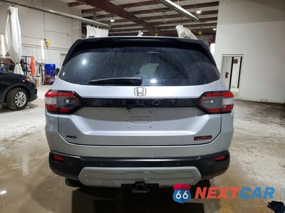 Zdjęcie 6 z 14 samochodu: 2025 HONDA PILOT TRAILSPORT VIN:5FNYG1H6XSB052897 - miniatura