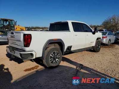 Trzecie zdjęcie samochodu z tyłu: 2022 GMC SIERRA K2500 AT4 VIN:1GT49PE74NF199967 - miniatura