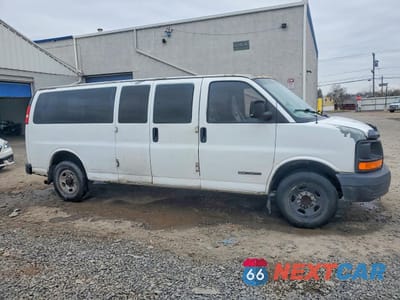 Czwarte zdjęcie samochodu z boku: 2006 GMC SAVANA G3500 VIN:1GJHG39U061129809 - miniatura