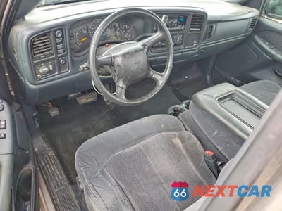 Zdjęcie 8 z 11 samochodu: 2001 CHEVROLET SILVERADO K1500 VIN:1GCEK14T41E172739 - miniatura