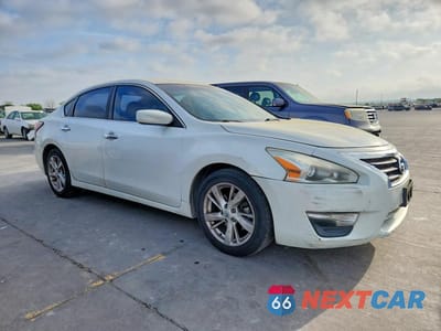 Czwarte zdjęcie samochodu z boku: 2013 NISSAN ALTIMA 2.5 VIN:1N4AL3AP9DN561319 - miniatura