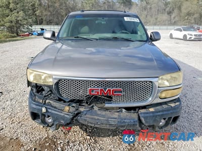 Piąte zdjęcie samochodu w środku: 2005 GMC YUKON XL DENALI VIN:1GKFK66U45J241602 - miniatura